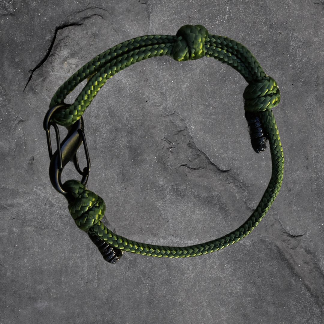 Adjustable Climbers Bracelet, Premium Nylon Paracord with Carabiner Clasp, Army Green