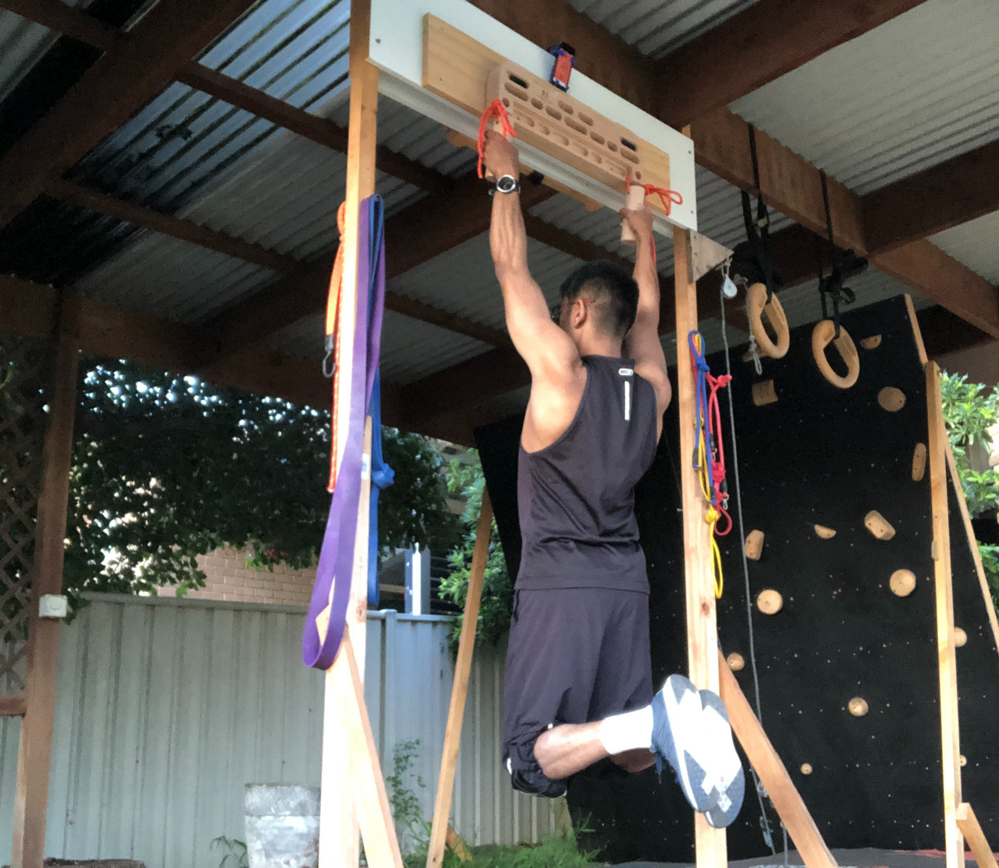 Mountain Rocks Wooden Hangboard Wildwood 2001 with Pull Up Hand Grips