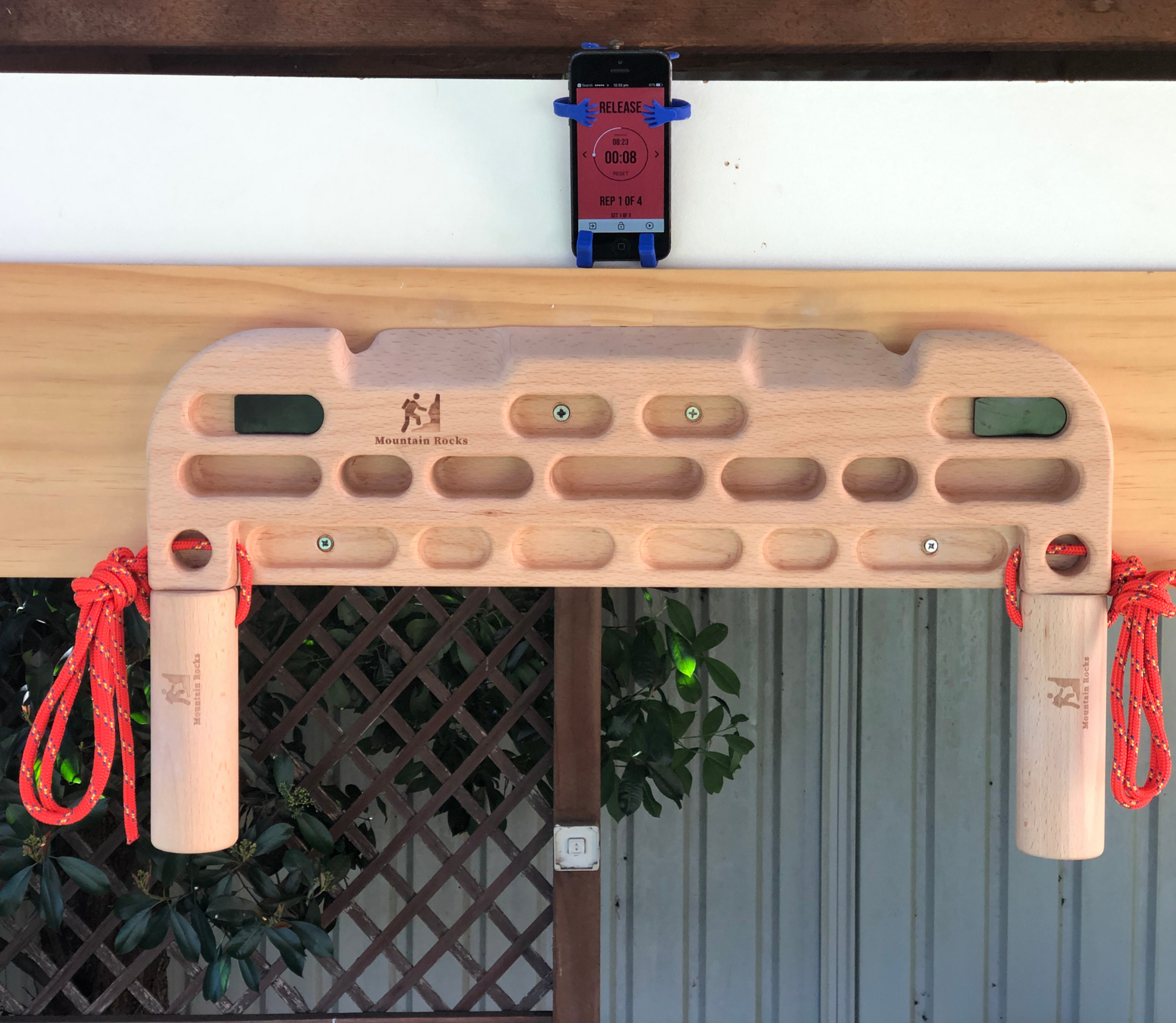 Mountain Rocks Wooden Hangboard Wildwood 2001 with Pull Up Hand Grips