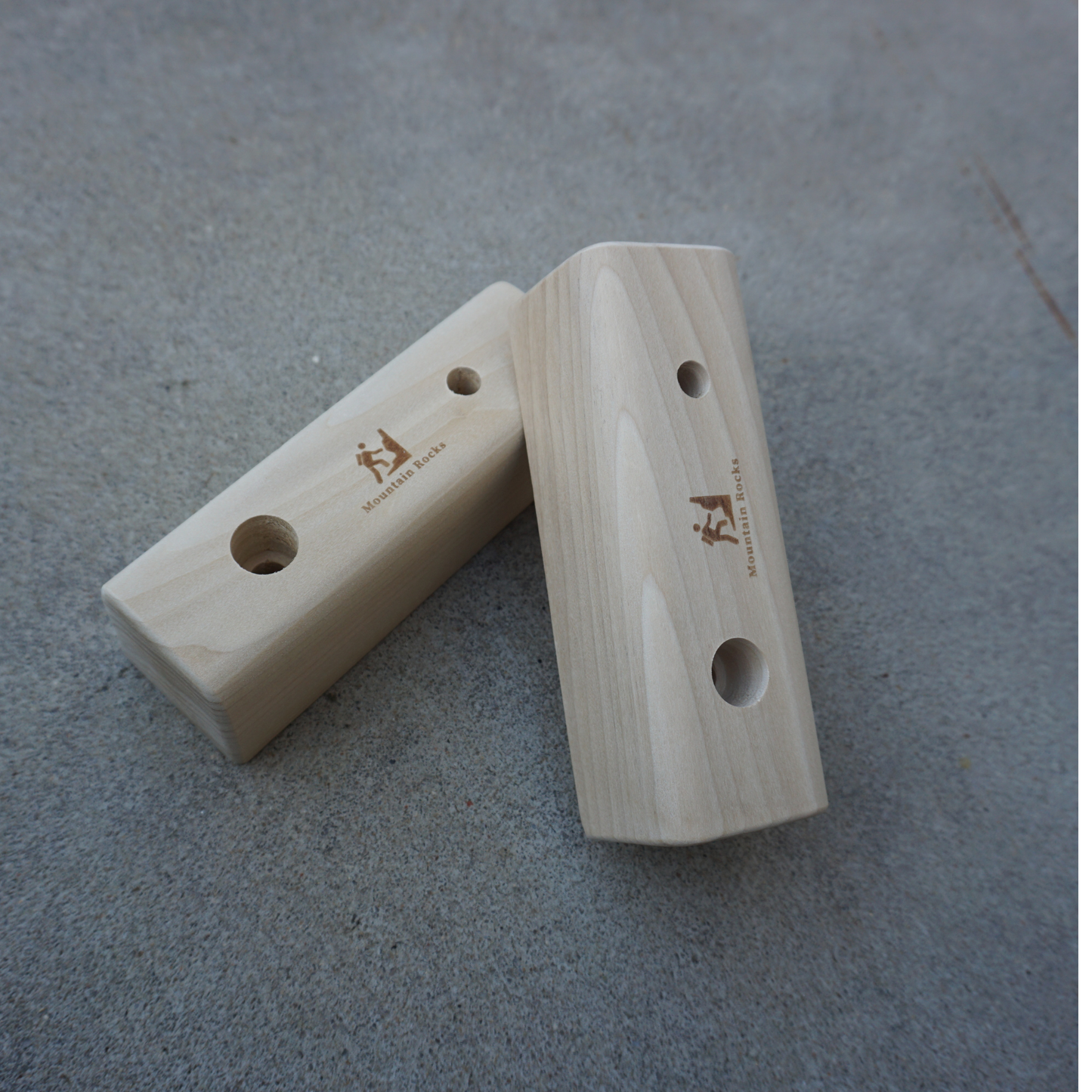 MOUNTAIN ROCKS climbing training equipment 24 Piece Wooden Rock Climbing/ Bouldering  Holds Bundle for climbing and strength training