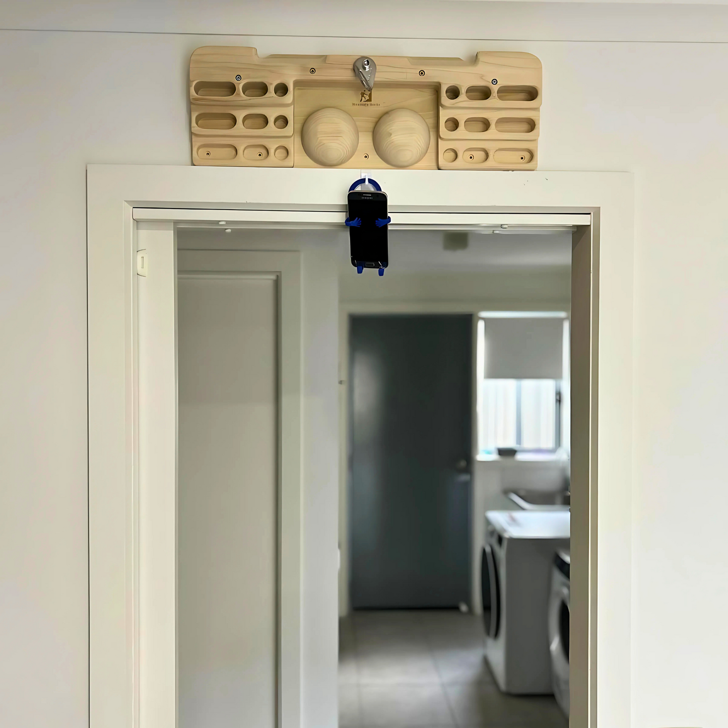 MOUNTAIN ROCKS Mountain Rocks Wooden Doorframe Hangboard Wildwood 2003