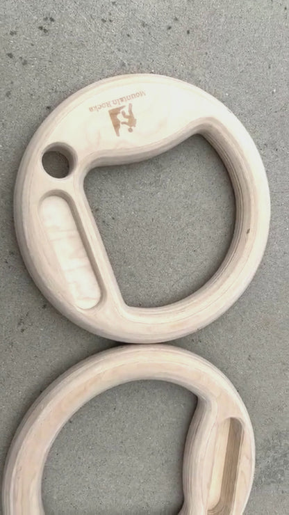 Wood 35mm gymnastic rings with finger training hangboard